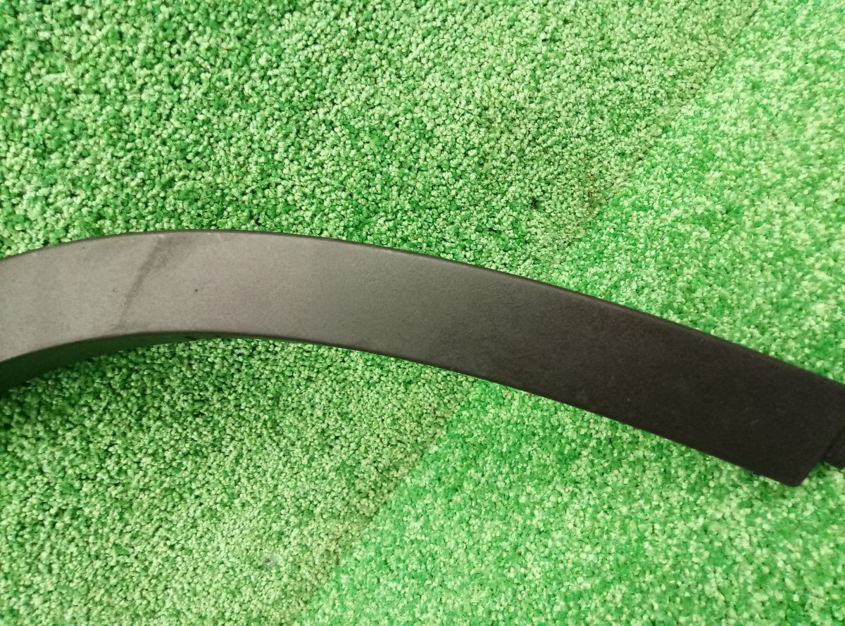 Накладка заднего крыла правого BMW X1 (E84) 2009-2012 51122990172 на BMW X1 (E84)