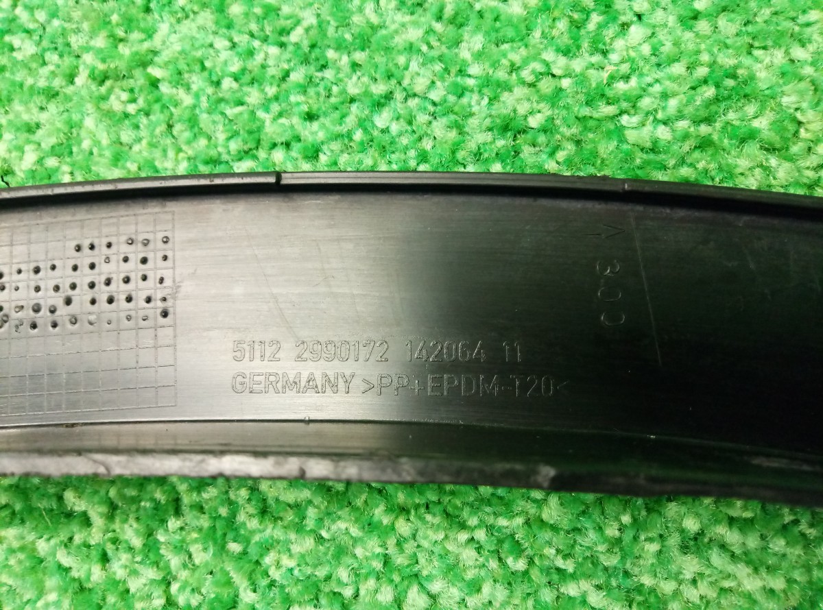 Накладка заднего крыла правого BMW X1 (E84) 2009-2012 51122990172 на BMW X1 (E84)