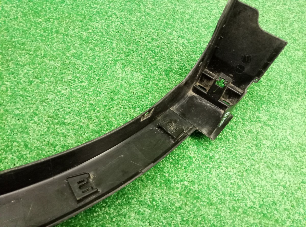 Накладка переднего крыла левого Mazda CX5 (KE) 2011-2015 KD5351W31 на Mazda CX5 (KE)