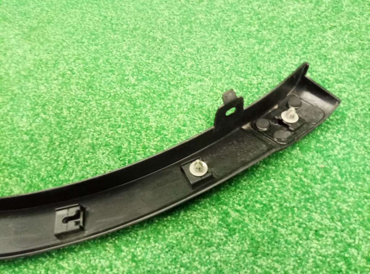 Накладка заднего крыла левого Mazda CX5 (KE) 2011-2015 KD5351W21 на Mazda CX5 (KE)