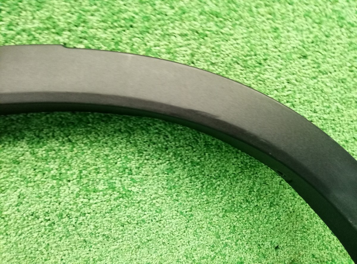 Накладка заднего крыла правого BMW X3 (F25) 2010-2014 51777210084 на BMW X3 (F25)