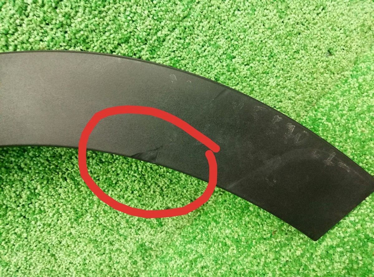 Накладка заднего крыла левого BMW X5 E70 2006-2010 5177715842504 на BMW X5 E70