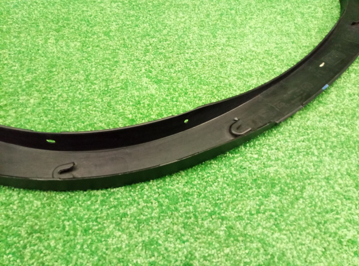 Накладка заднего крыла левого BMW X5 E70 2006-2010 5177715842504 на BMW X5 E70