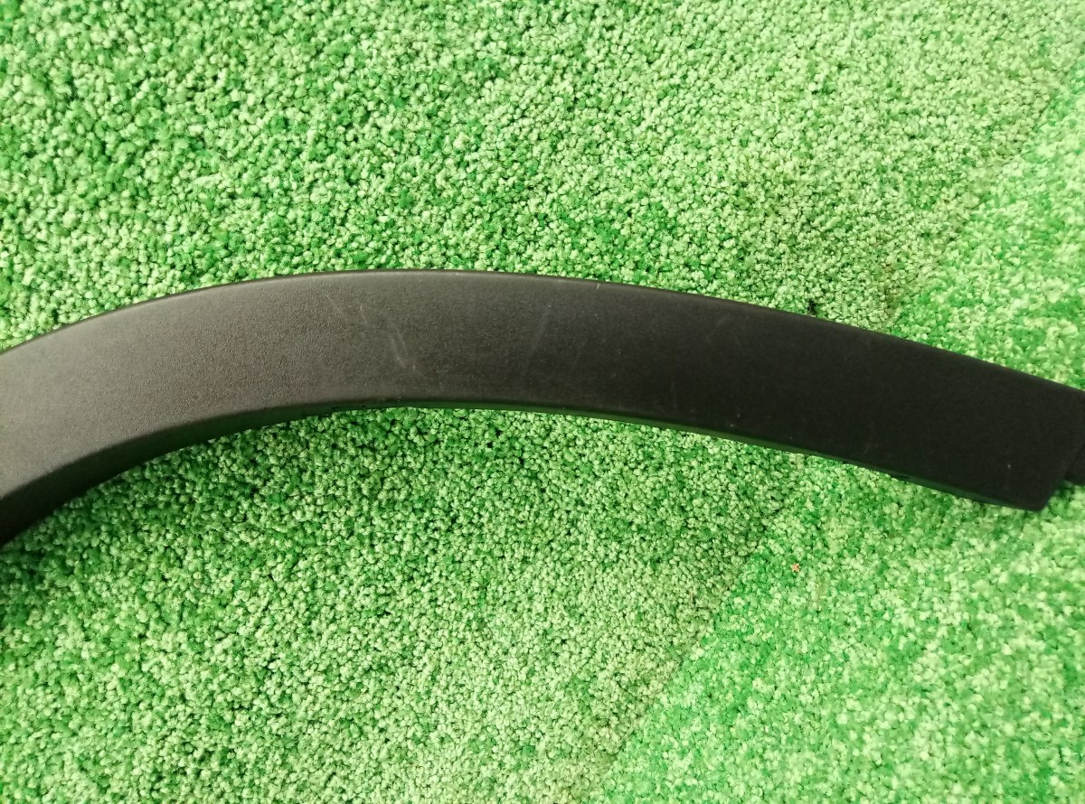 Накладка заднего крыла правого BMW X1 (E84) 2009-2012 51122990172 на BMW X1 (E84)