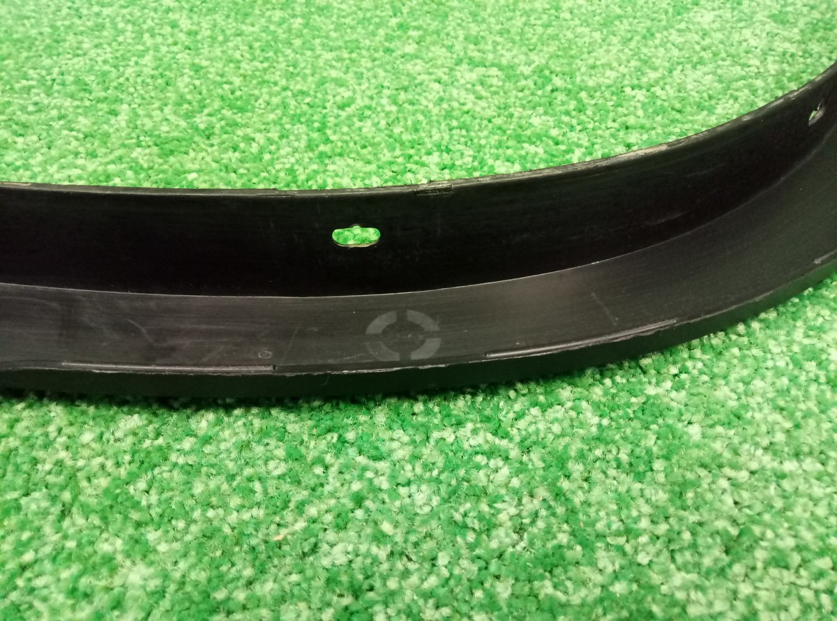 Накладка заднего крыла правого BMW X1 (E84) 2009-2012 51122990172 на BMW X1 (E84)