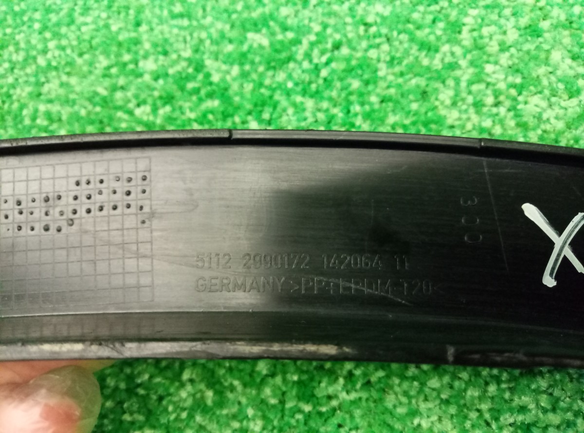 Накладка заднего крыла правого BMW X1 (E84) 2009-2012 51122990172 на BMW X1 (E84)