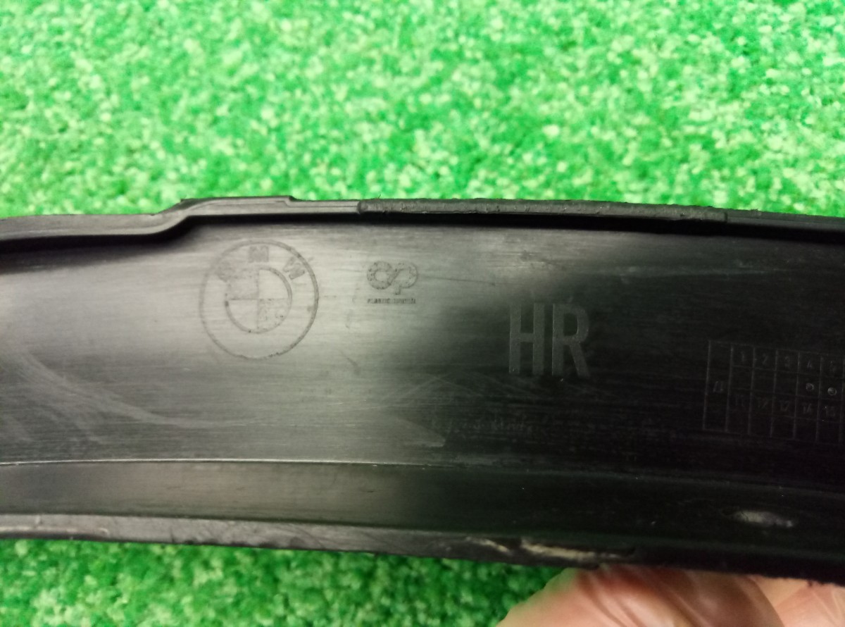 Накладка заднего крыла правого BMW X1 (E84) 2009-2012 51122990172 на BMW X1 (E84)