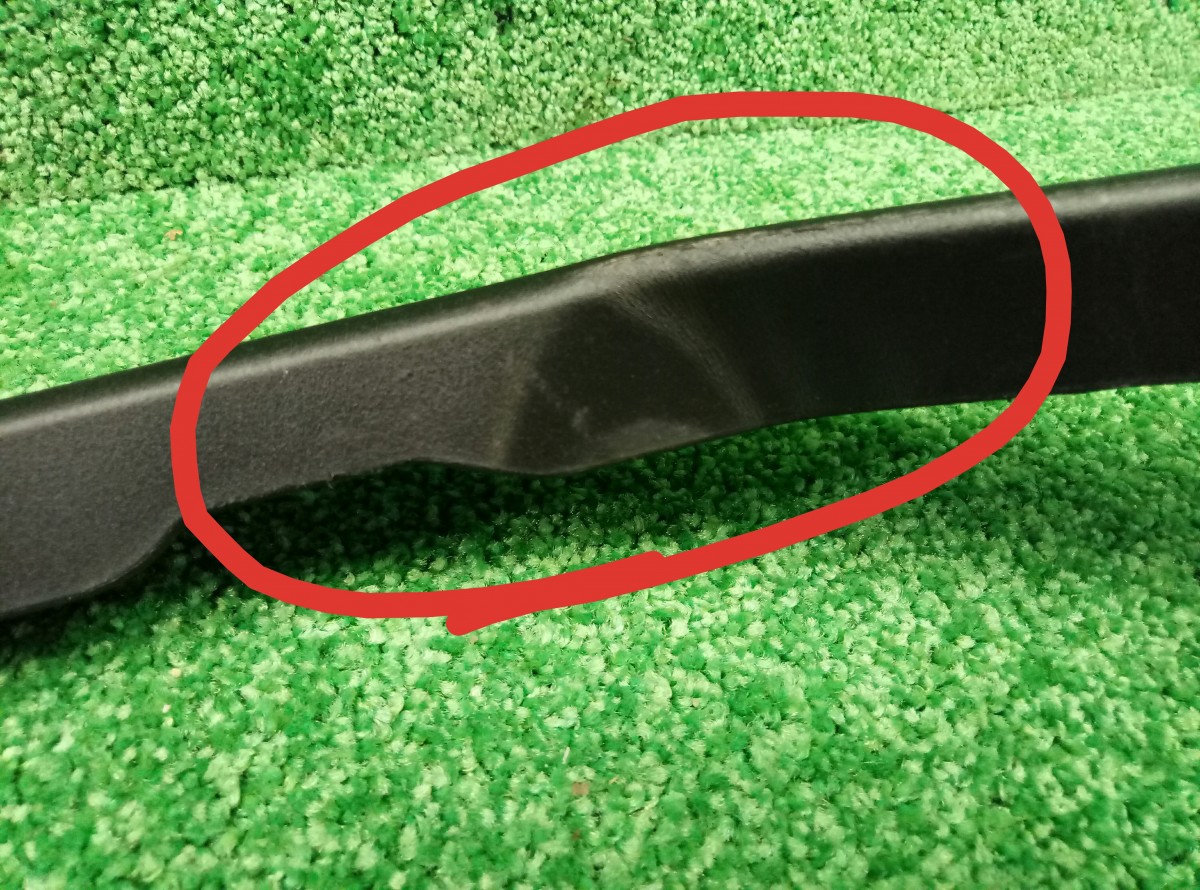 Накладка крыла переднего правого Toyota RAV 4 2013 7560142130 на Toyota RAV 4 (XA30)