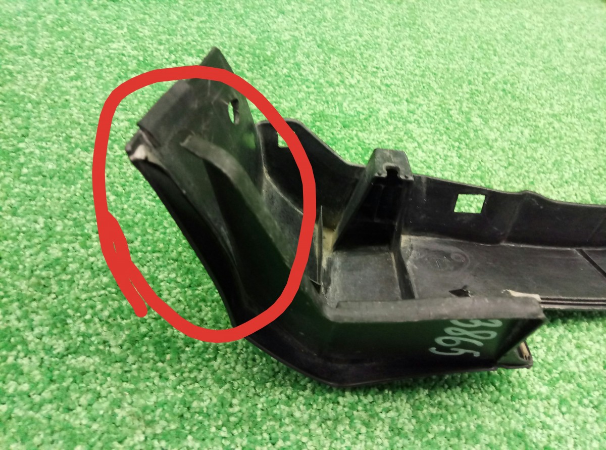 Накладка крыла переднего правого Toyota RAV 4 2013 7560142130 на Toyota RAV 4 (XA30)