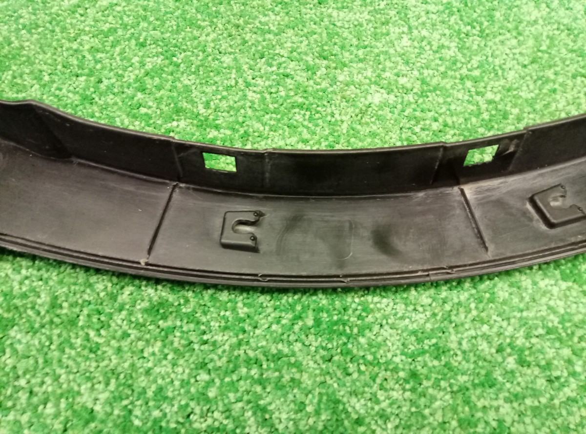 Накладка крыла переднего правого Toyota RAV 4 2013 7560142130 на Toyota RAV 4 (XA30)