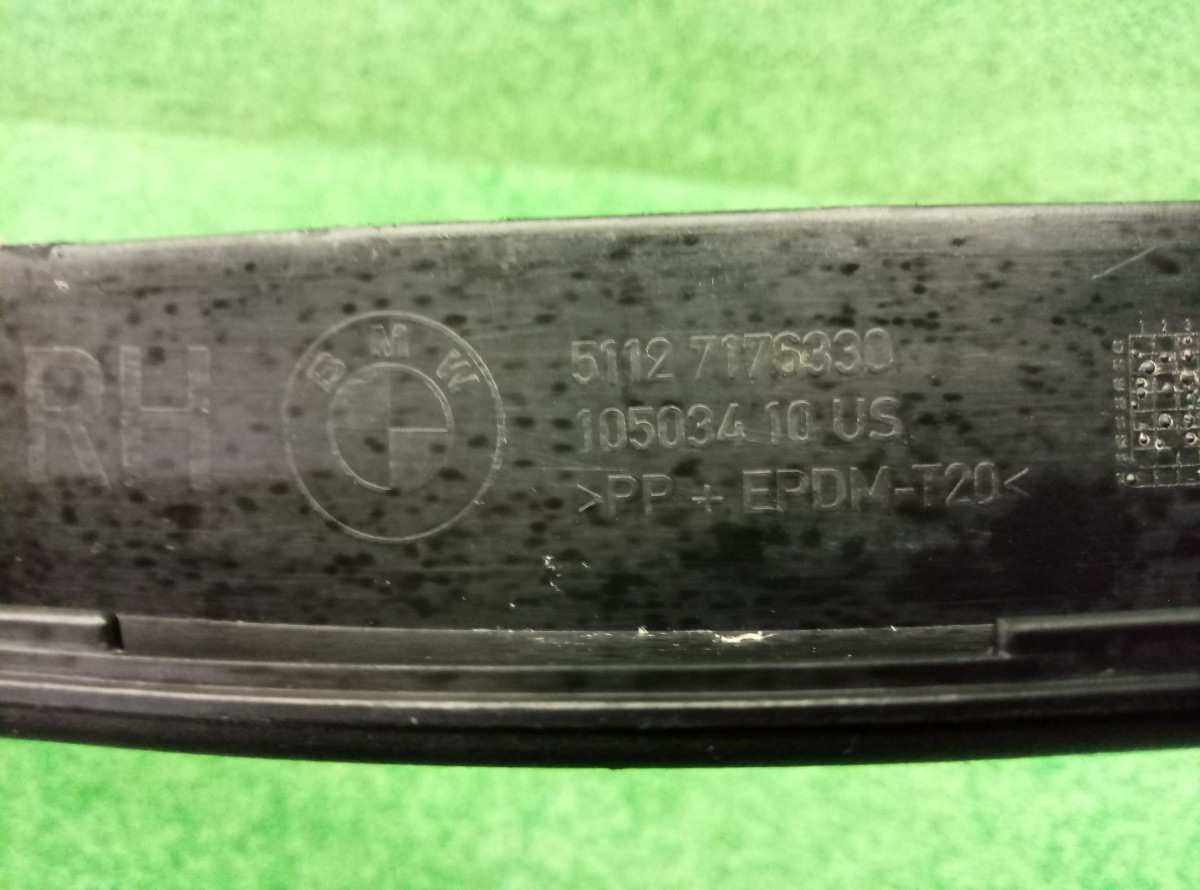 Накладка заднего крыла правого BMW X6 E71 2007-2014 51127176330 на BMW X6 E71