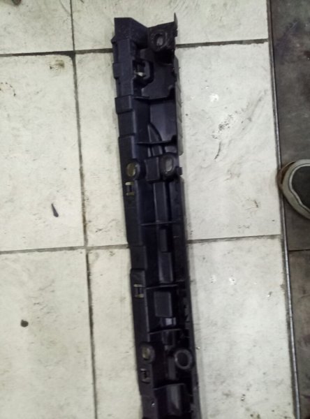 Кронштейн накладки на порог (наружней) BMW X5 F15 2013-н.в. на BMW X5 F15