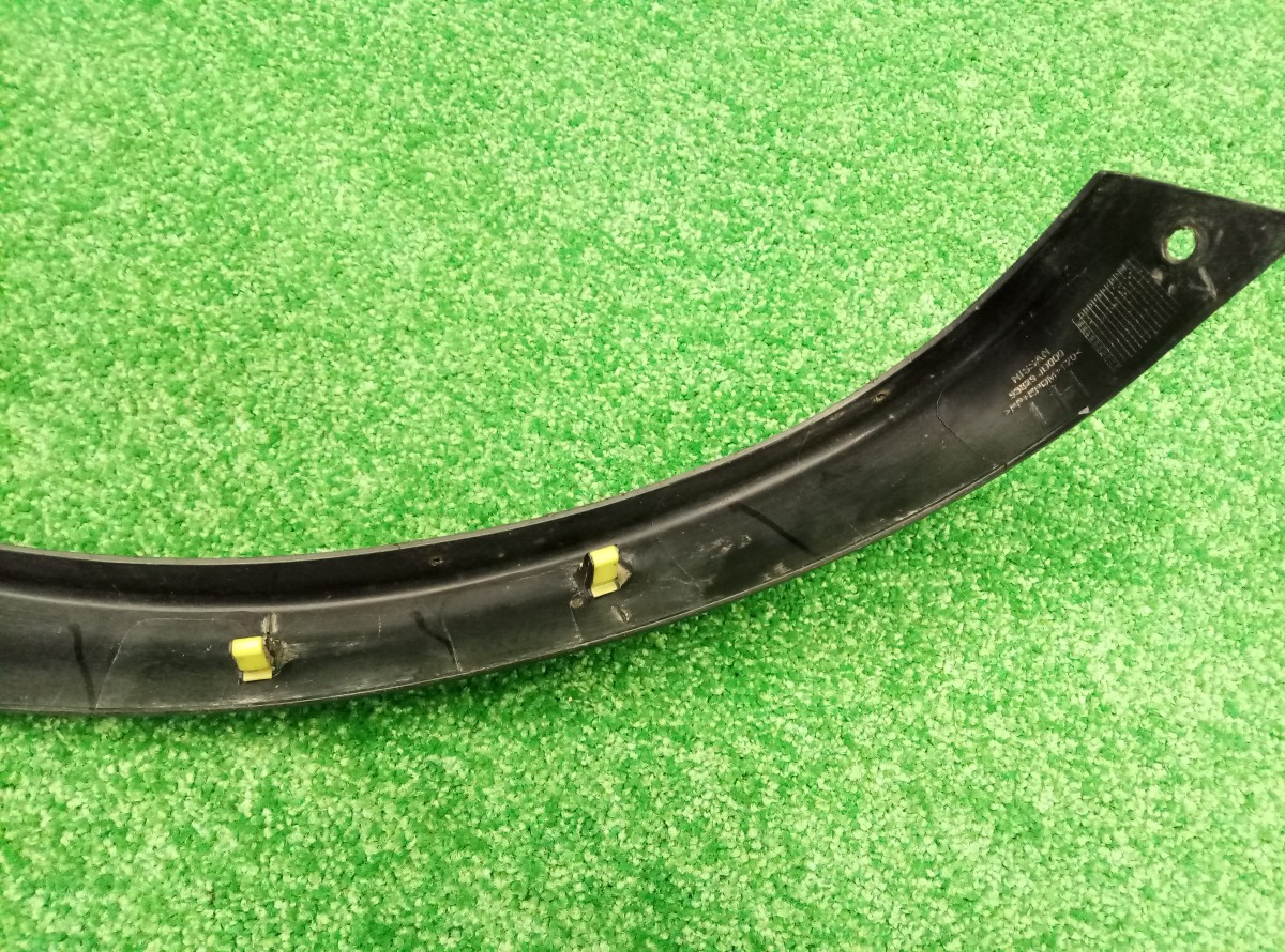 Накладка заднего крыла левого Nissan Qashqai J10 2006-2010 93829JD000 на Nissan Qashqai J10