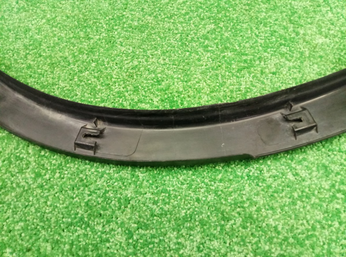 Накладка заднего крыла левого Nissan Qashqai J10 2006-2010 93829BR0 на Nissan Qashqai J10