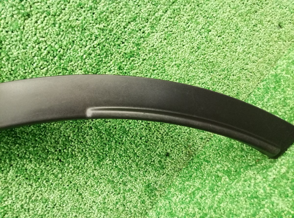Накладка переднего крыла левого BJ32290E23 Land Rover Range Rover Evoque  2011-2015 на Land Rover Range Rover Evoque 