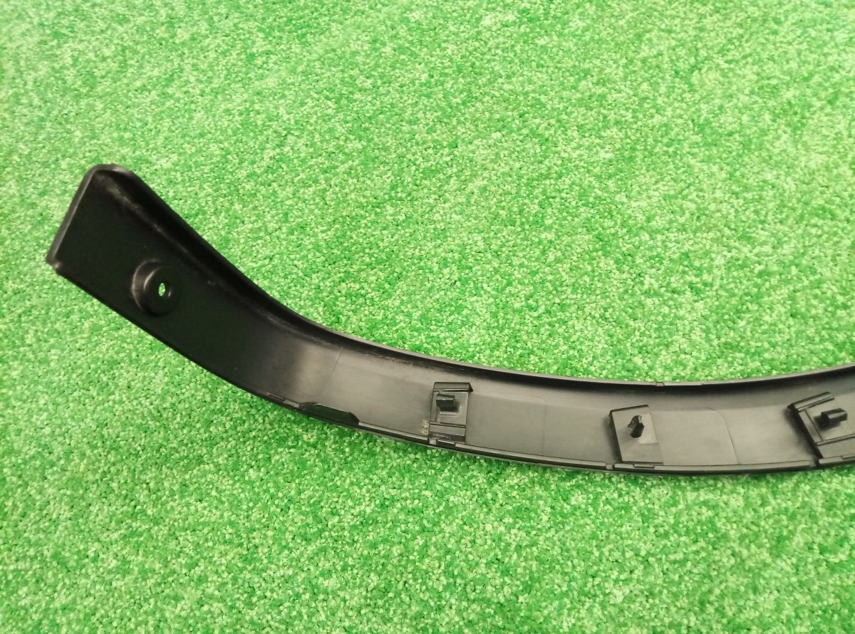 Накладка заднего крыла правого Porsche Cayenne 958 2010-2017 7P5853828D на Porsche Cayenne 958