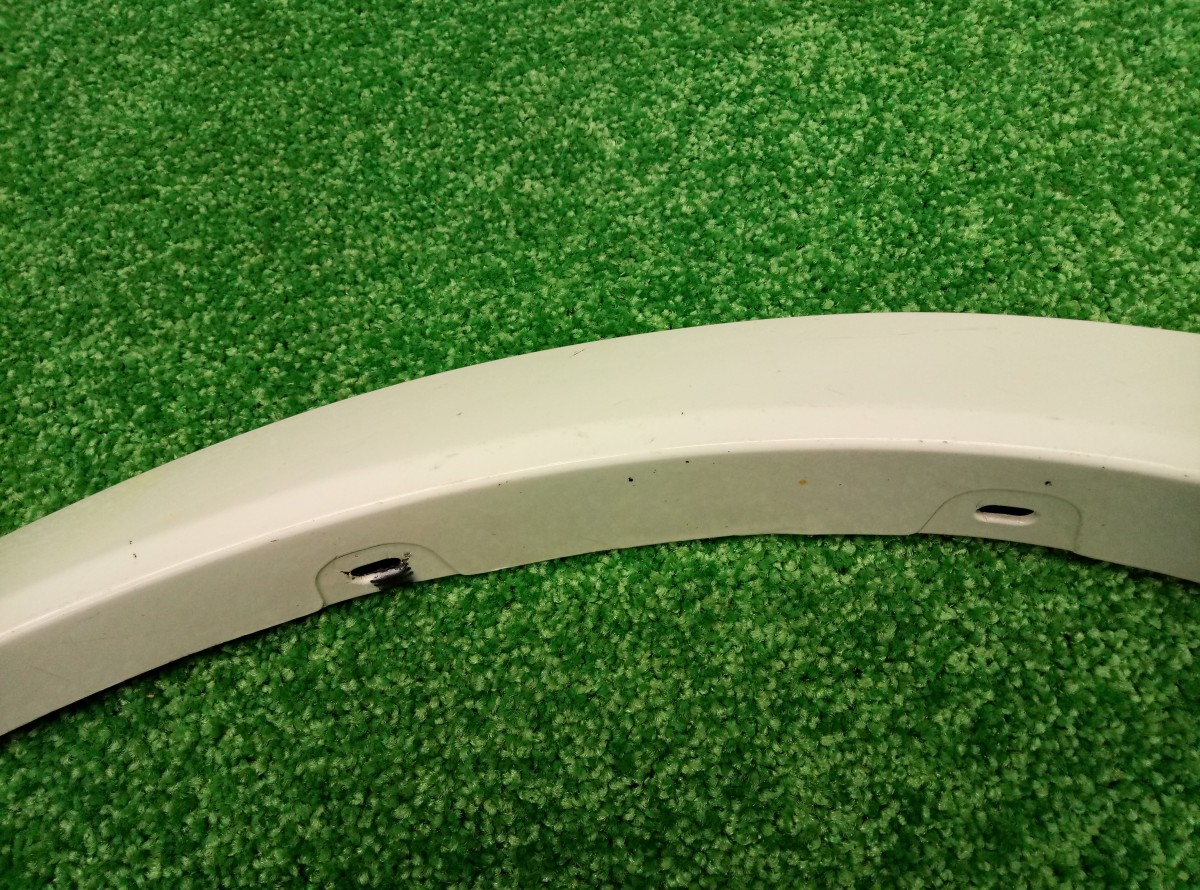 Накладка переднего крыла правого BMW X3 (F25) 2010-2014 8050456 на BMW X3 (F25)