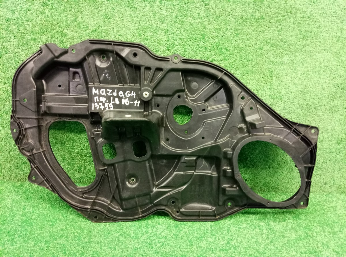 Панель двери передней левой Mazda 6 (GH) 2007-2010 GS1D5997X на Mazda 6 (GH)
