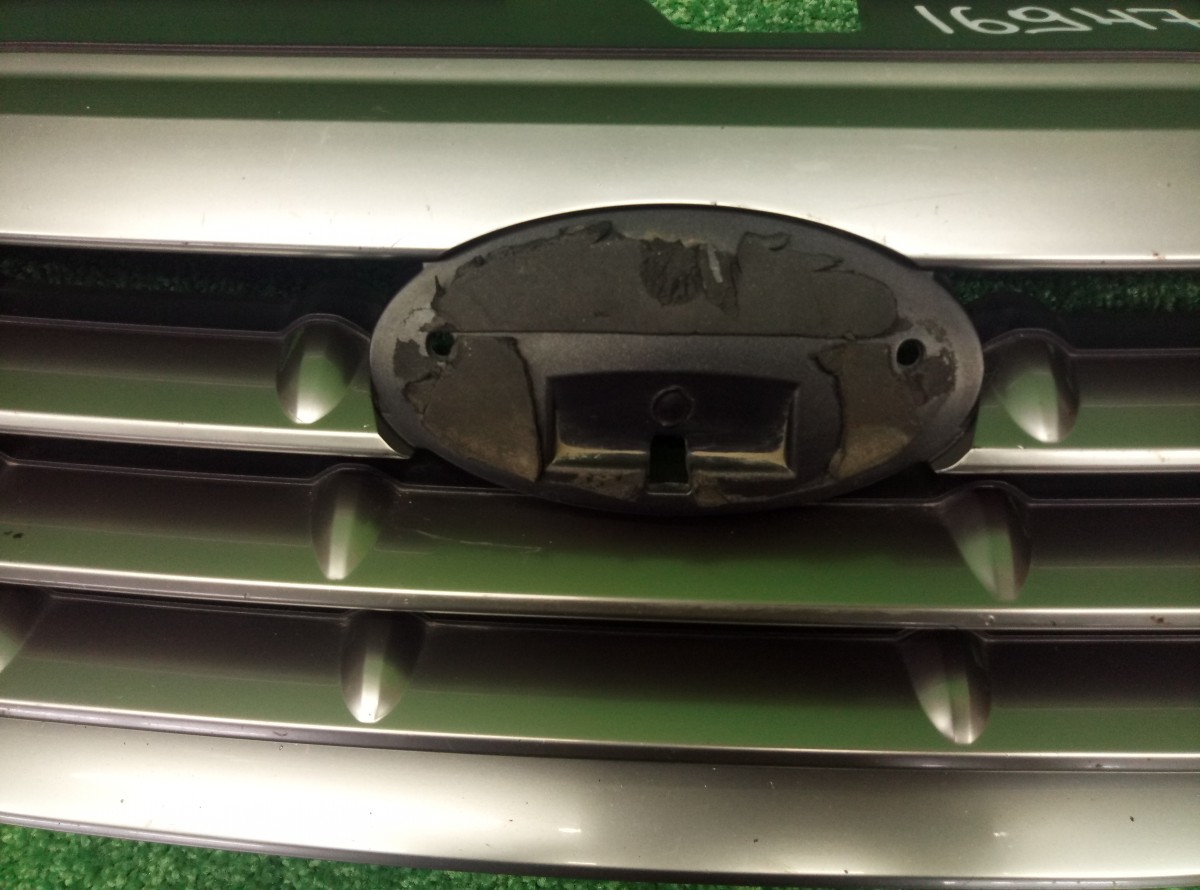 Решетка радиатора Subaru Legacy IV  2006-2009 91121AG160 на Subaru Legacy IV 