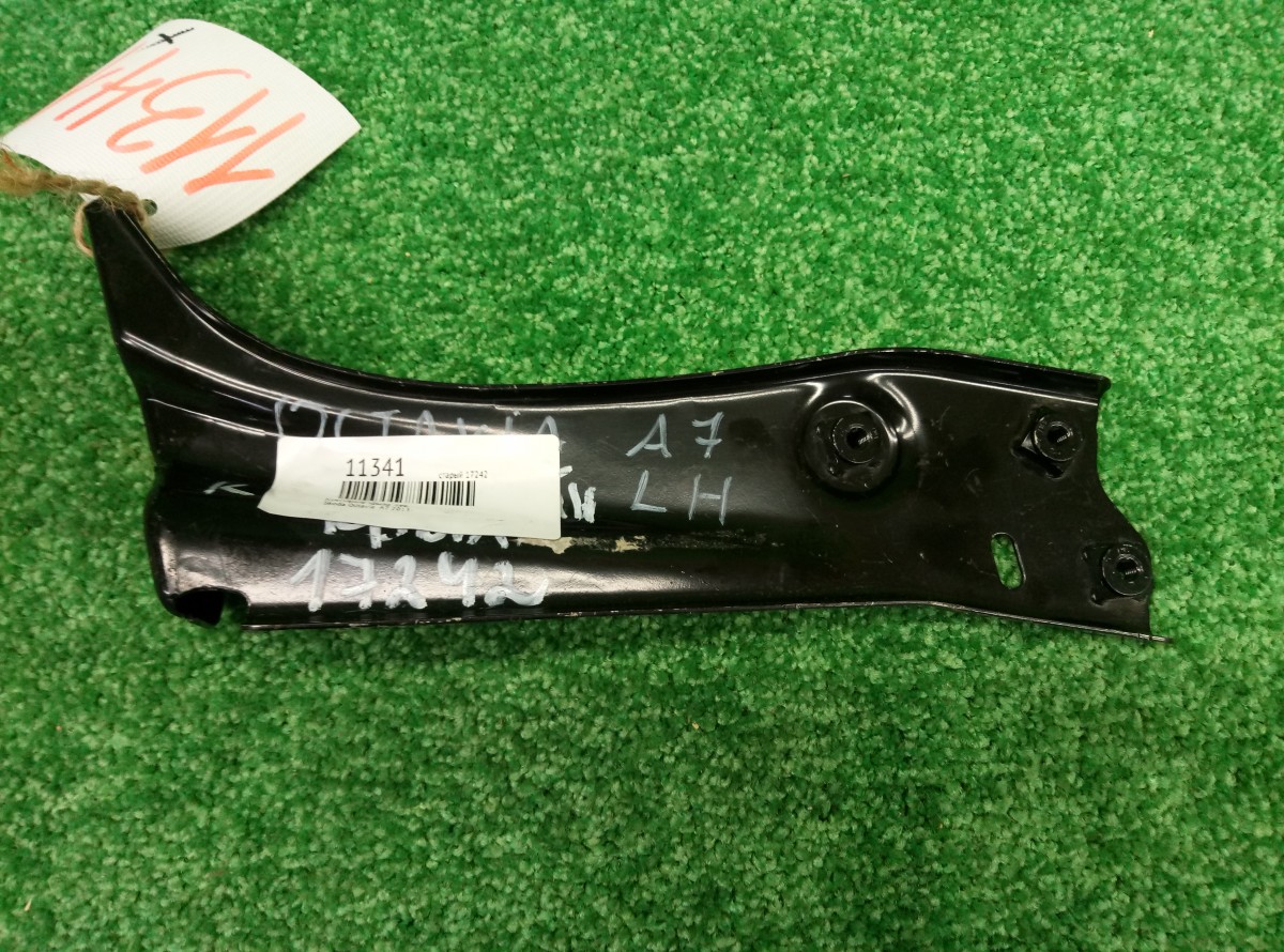 Кронштейн крепления крыла левый Skoda Octavia A7 2013-н.в. 5E0821141 на Skoda Octavia A7