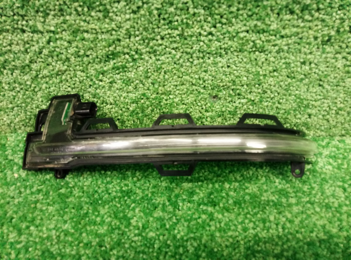 Повторитель в зеркало BMW X5 F15 2013-н.в. 7291217 на BMW X5 F15