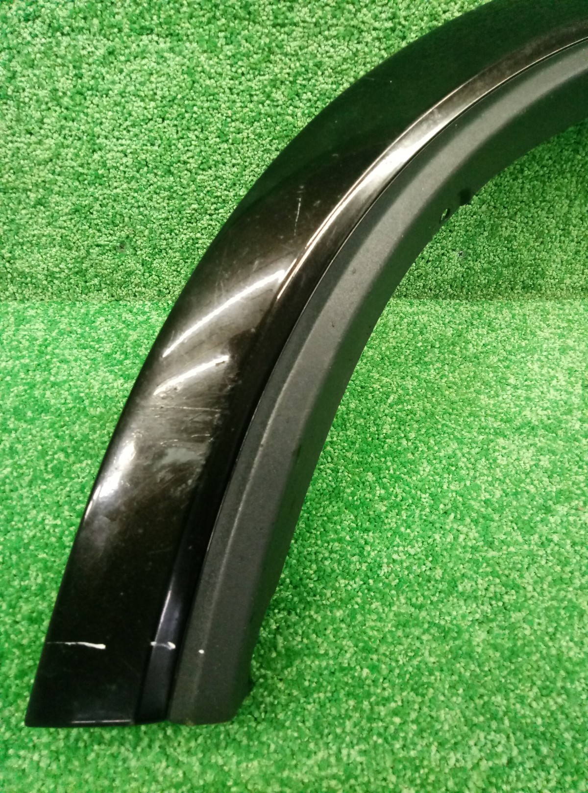 Накладка переднего крыла правого Volvo XC90  2002-2006 30779578 на Volvo XC90 