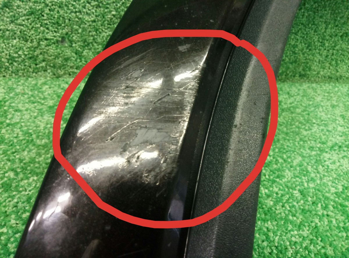 Накладка переднего крыла правого Volvo XC90  2002-2006 30779578 на Volvo XC90 
