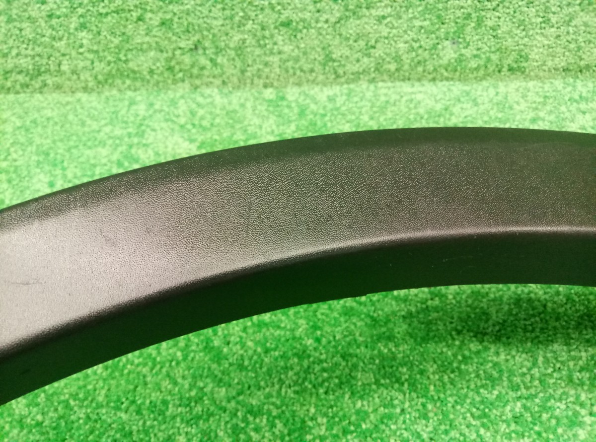 Накладка на крыло задняя левая Toyota Rav4 2016 7560642130 на Toyota RAV 4  (CA40)