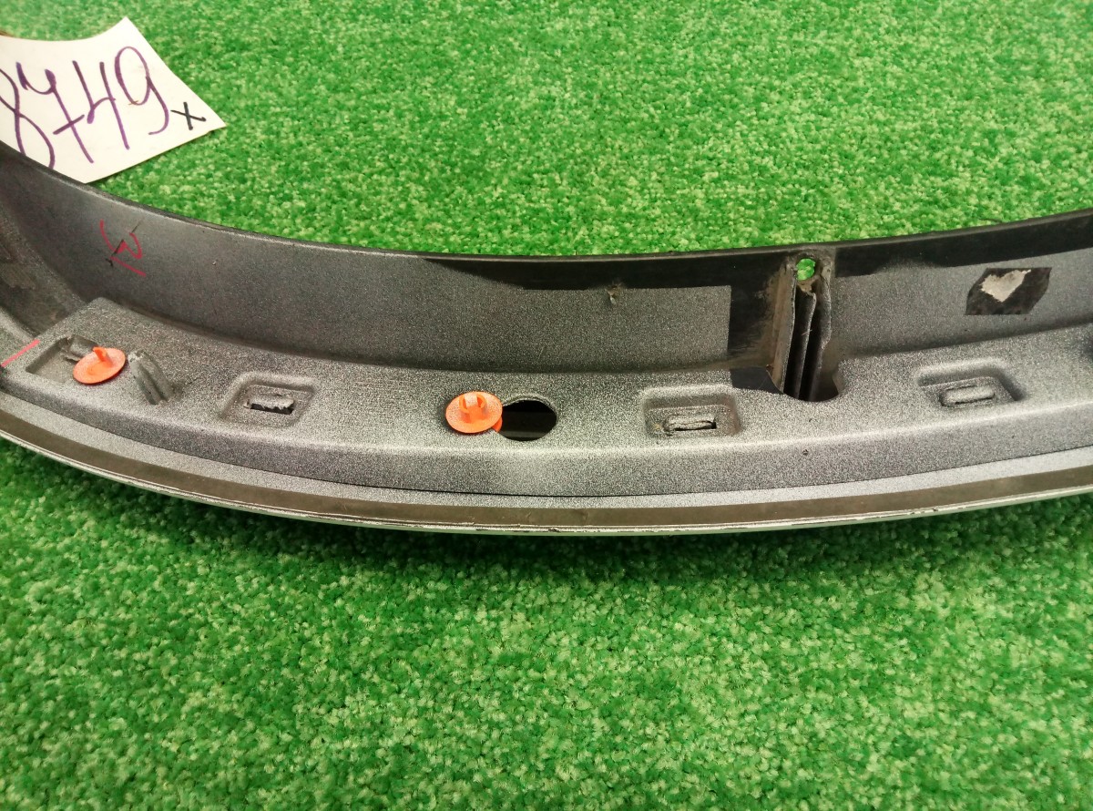 Накладка заднего крыла правого Volvo XC90  2002-2006  30779580 на Volvo XC90 