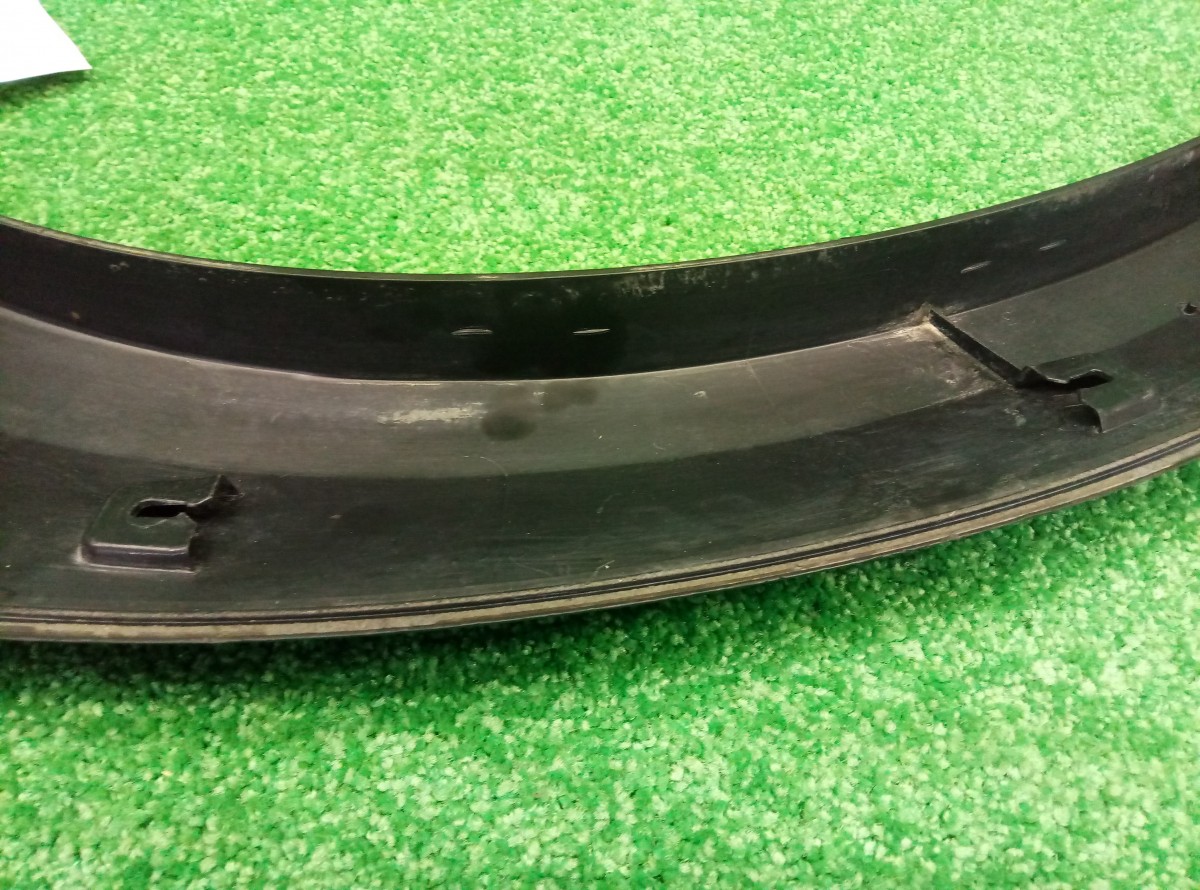 Накладка заднего крыла правого Volvo XC70  2007-2013  31283107 на Volvo XC70 