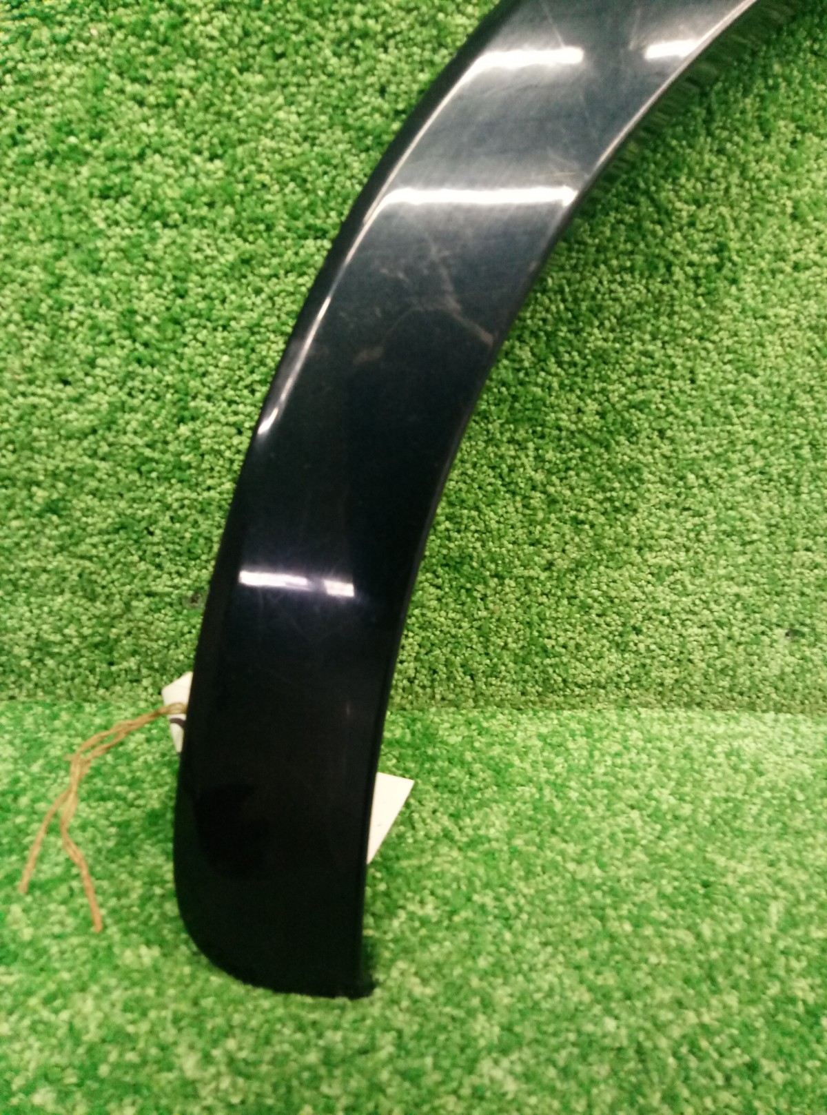 Накладка заднего крыла правого Audi Q3  2011-2014 8U0853818 на Audi Q3 