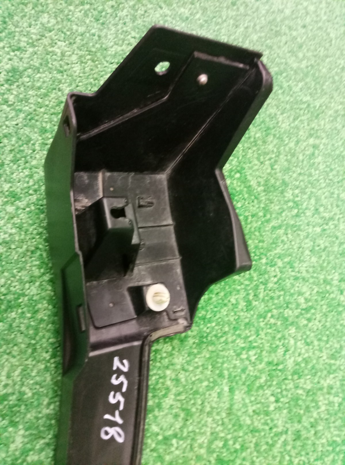 Накладка крыла переднего левого Toyota RAV4 CA40     7560242100 на Toyota RAV 4  (CA40)