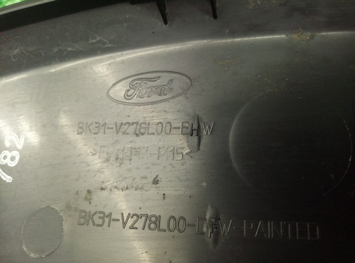 Накладка крыла переднего правого Ford Transit 7 BK31V278L00EHW на Ford Transit