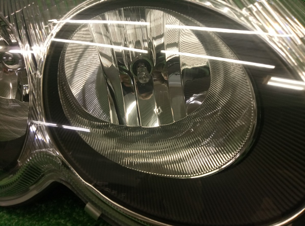 Фара правая Chrysler 300M 2001 аналог новая TYG на Chrysler 300C 