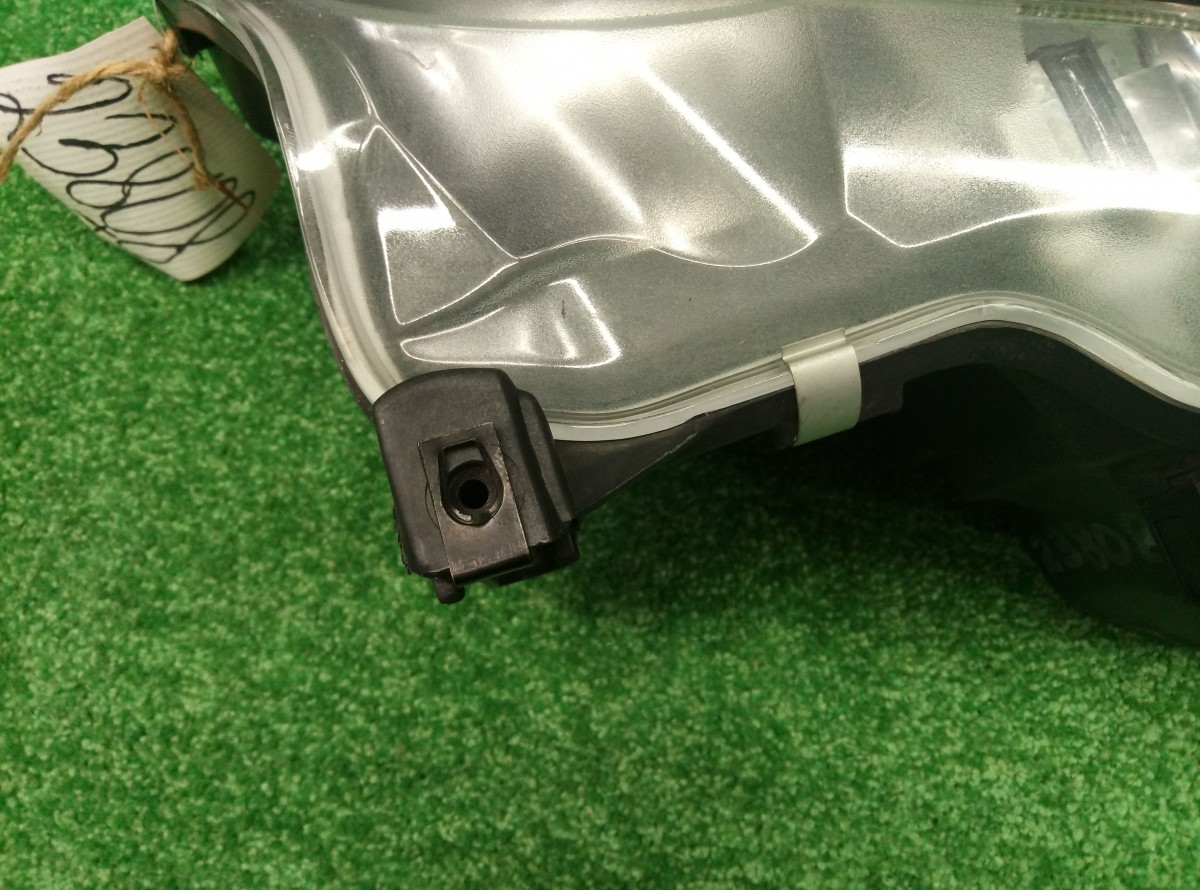 Фара правая Chrysler 300M 2001 аналог новая TYG на Chrysler 300C 