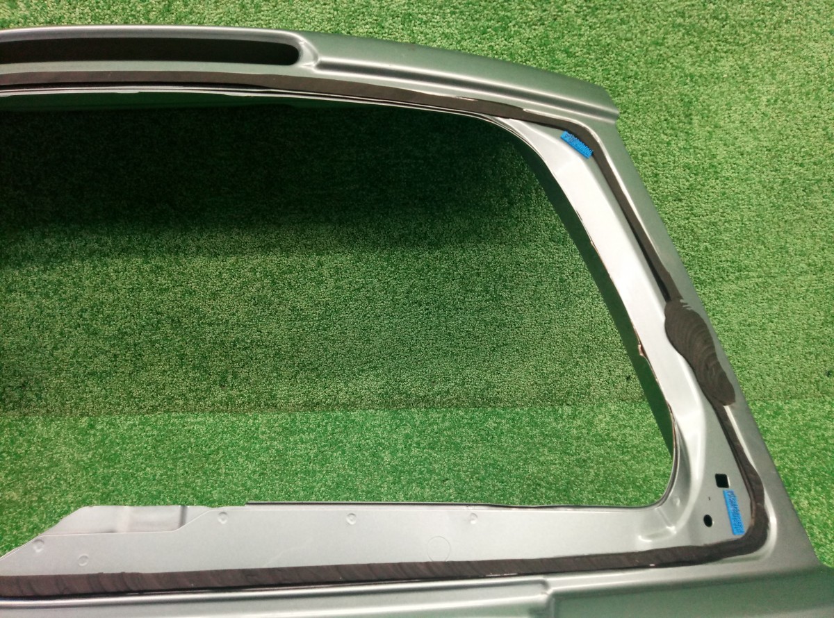 Дверь багажника Suzuki Splash (XB32S) 2008-2012 6910051K10 на Suzuki Splash (XB32S)