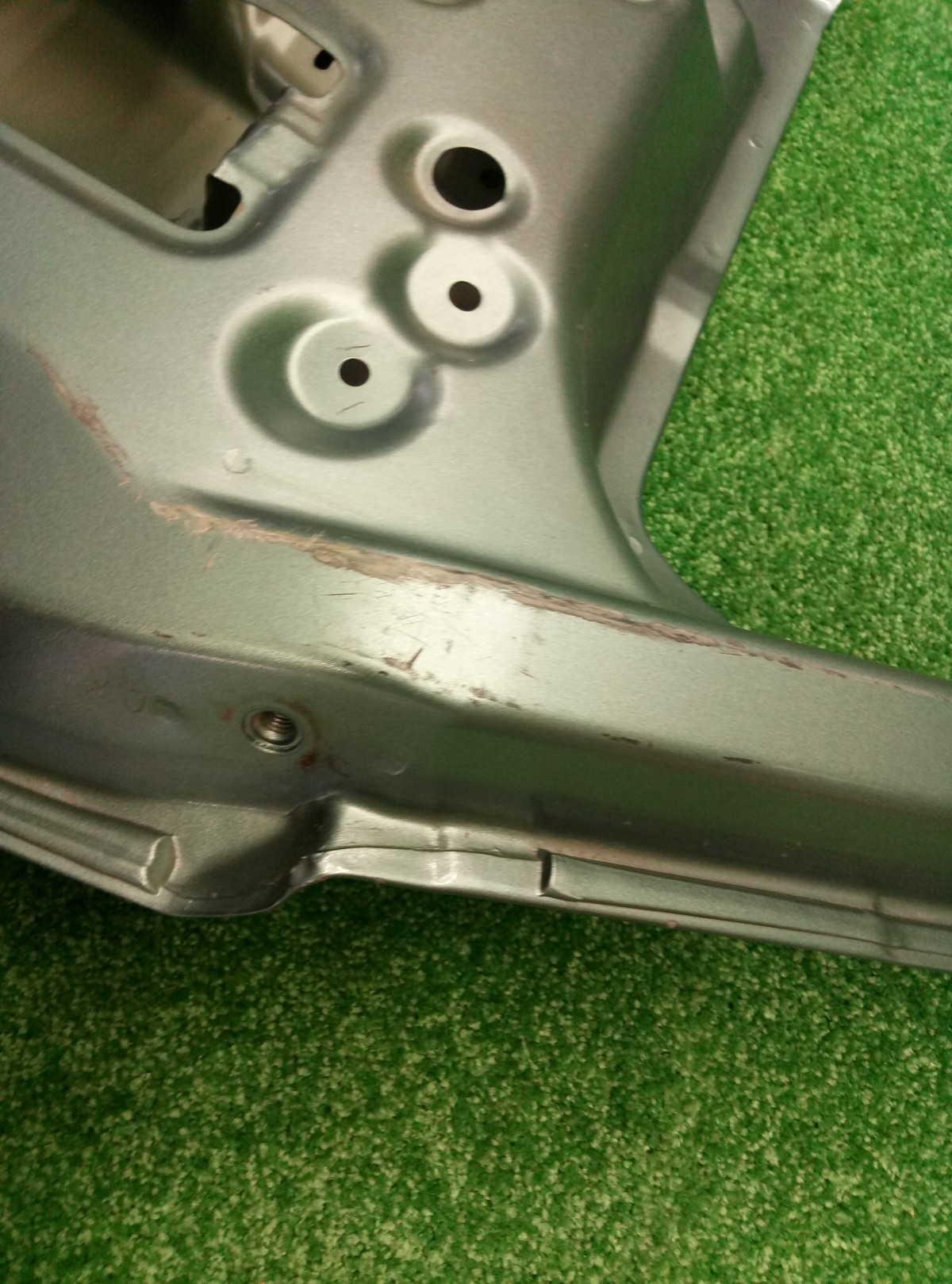 Дверь багажника Suzuki Splash (XB32S) 2008-2012 6910051K10 на Suzuki Splash (XB32S)