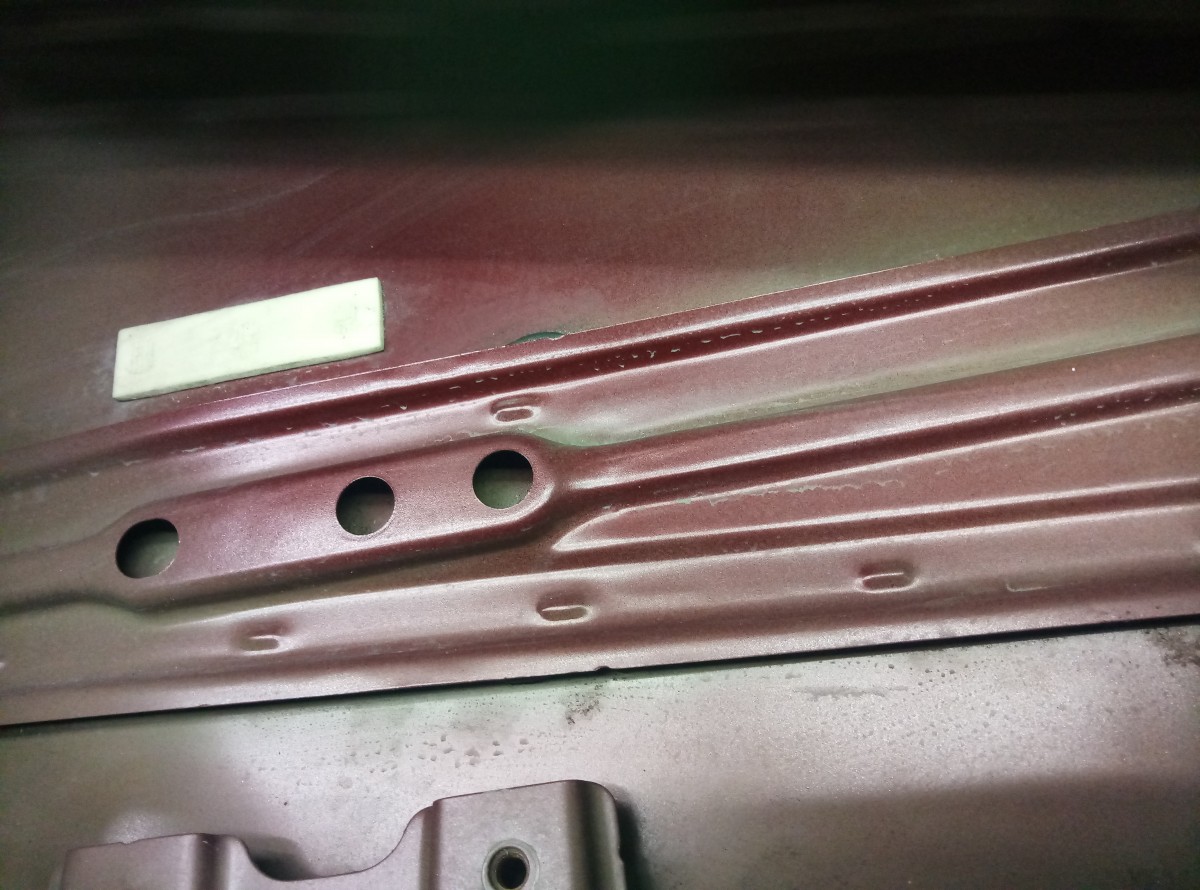 Дверь передняя левая Toyota RAV4 CA40 6700242150 на Toyota RAV 4  (CA40)
