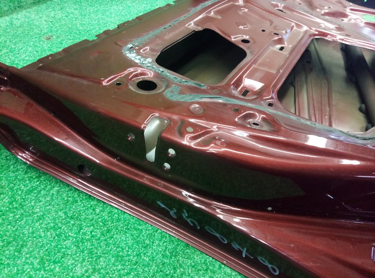 Дверь передняя левая Toyota RAV4 CA40 6700242150 на Toyota RAV 4  (CA40)