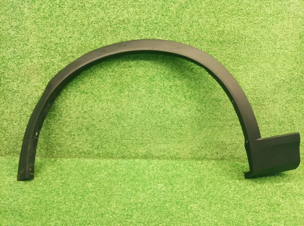 Накладка переднего крыла левого BMW X3 (F25) 2010-2014 51777210081 на BMW X3 (F25)