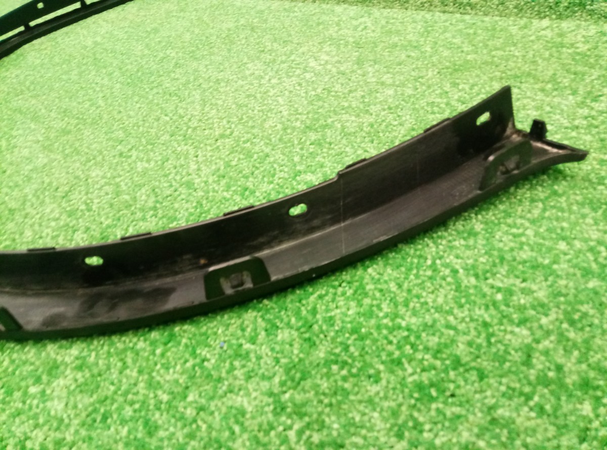 Накладка переднего крыла левого BMW X6 F16 2014-н.в. 51777319843 на BMW X6 F16