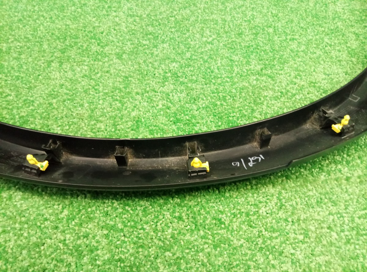 Накладка крыла заднего правого Nissan Qashqai 2014 93828BM90B на Nissan Qashqai J11