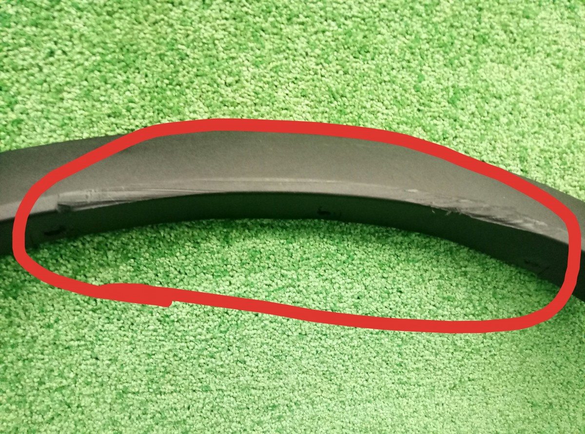 Накладка заднего крыла правого BMW X3 (F25) 2010-2014 51777210084 на BMW X3 (F25)