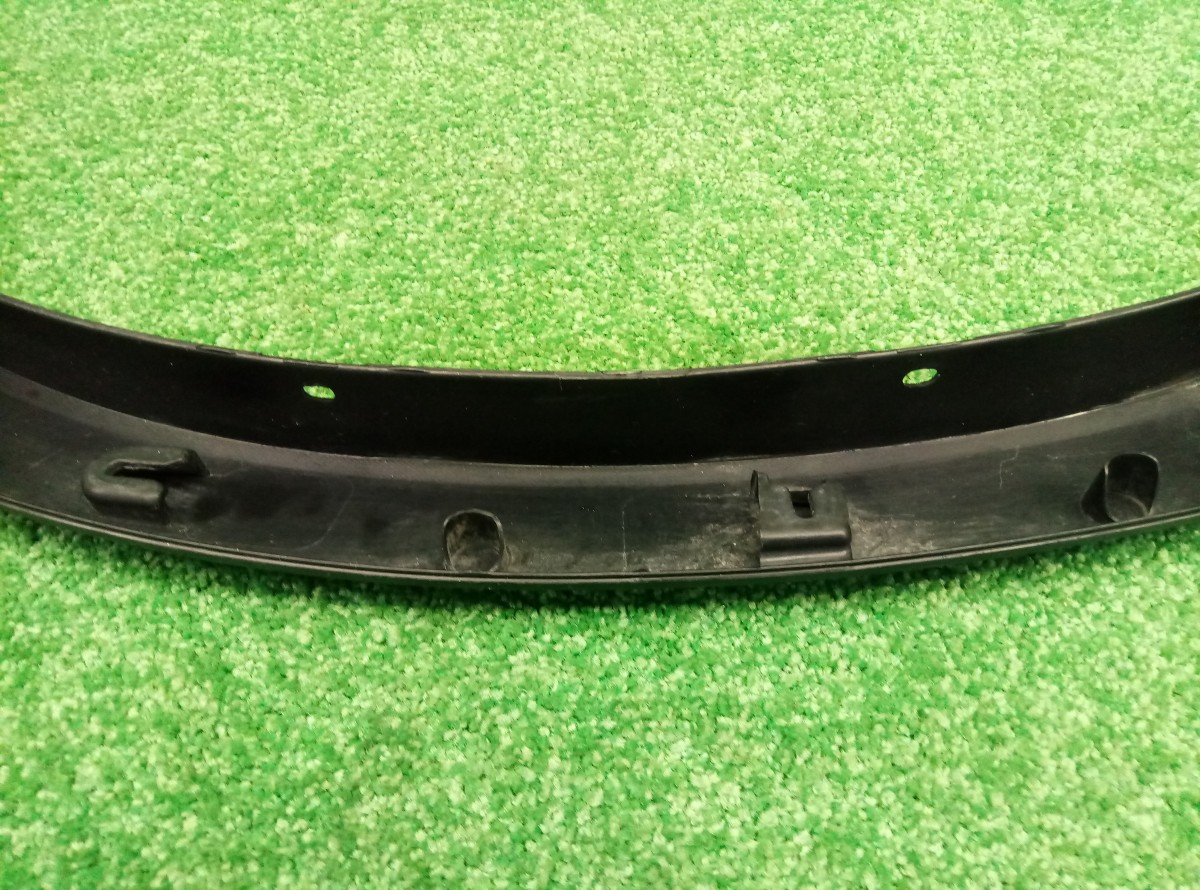 Накладка заднего крыла правого BMW X3 (F25) 2010-2014 51777210084 на BMW X3 (F25)