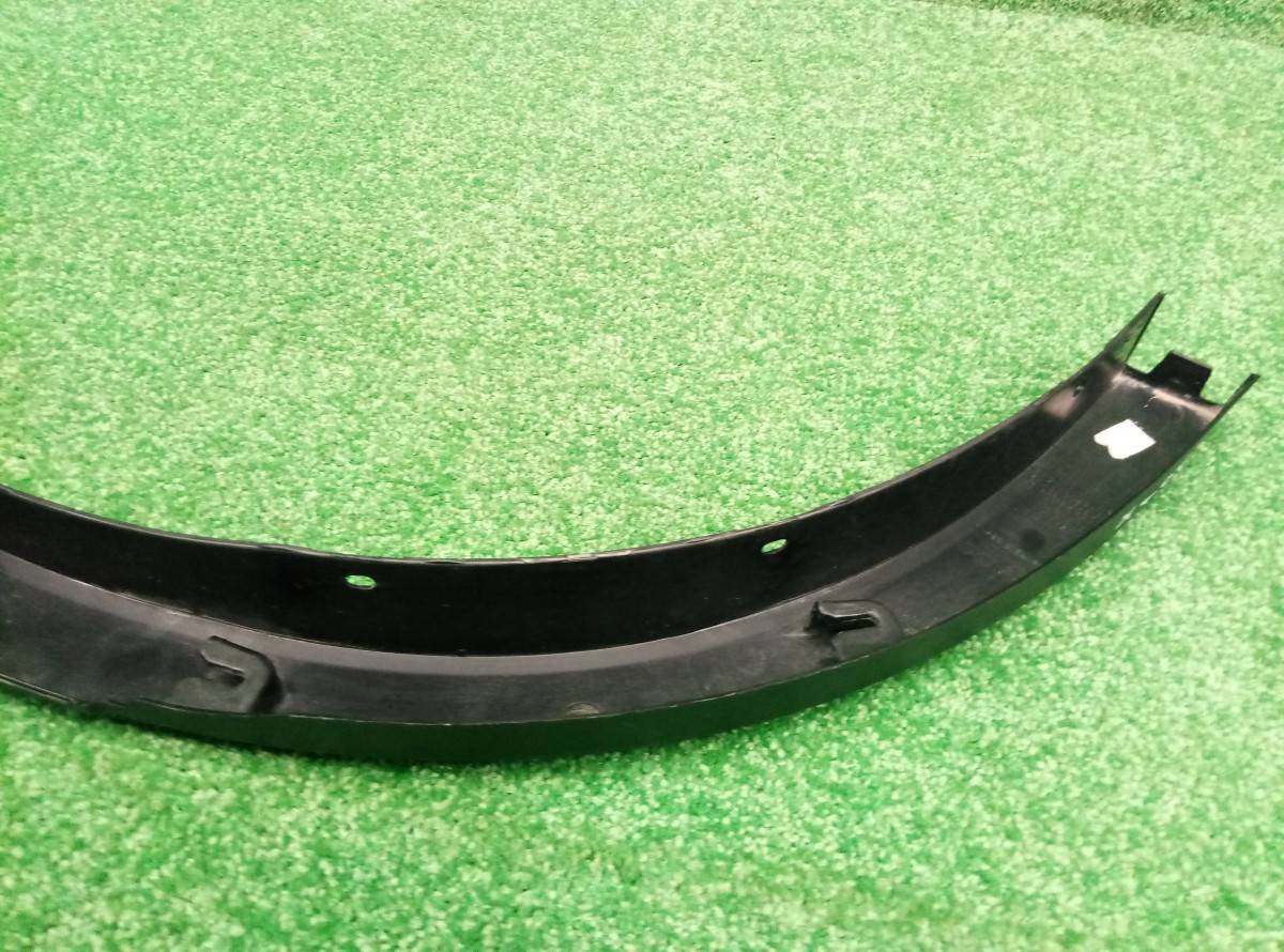 Накладка заднего крыла правого BMW X3 (F25) 2010-2014 51777210084 на BMW X3 (F25)