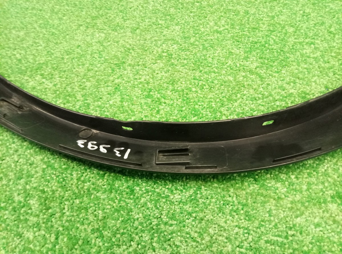 Накладка переднего крыла левого BMW X3 (F25) 2010-2014 51777210081 на BMW X3 (F25)