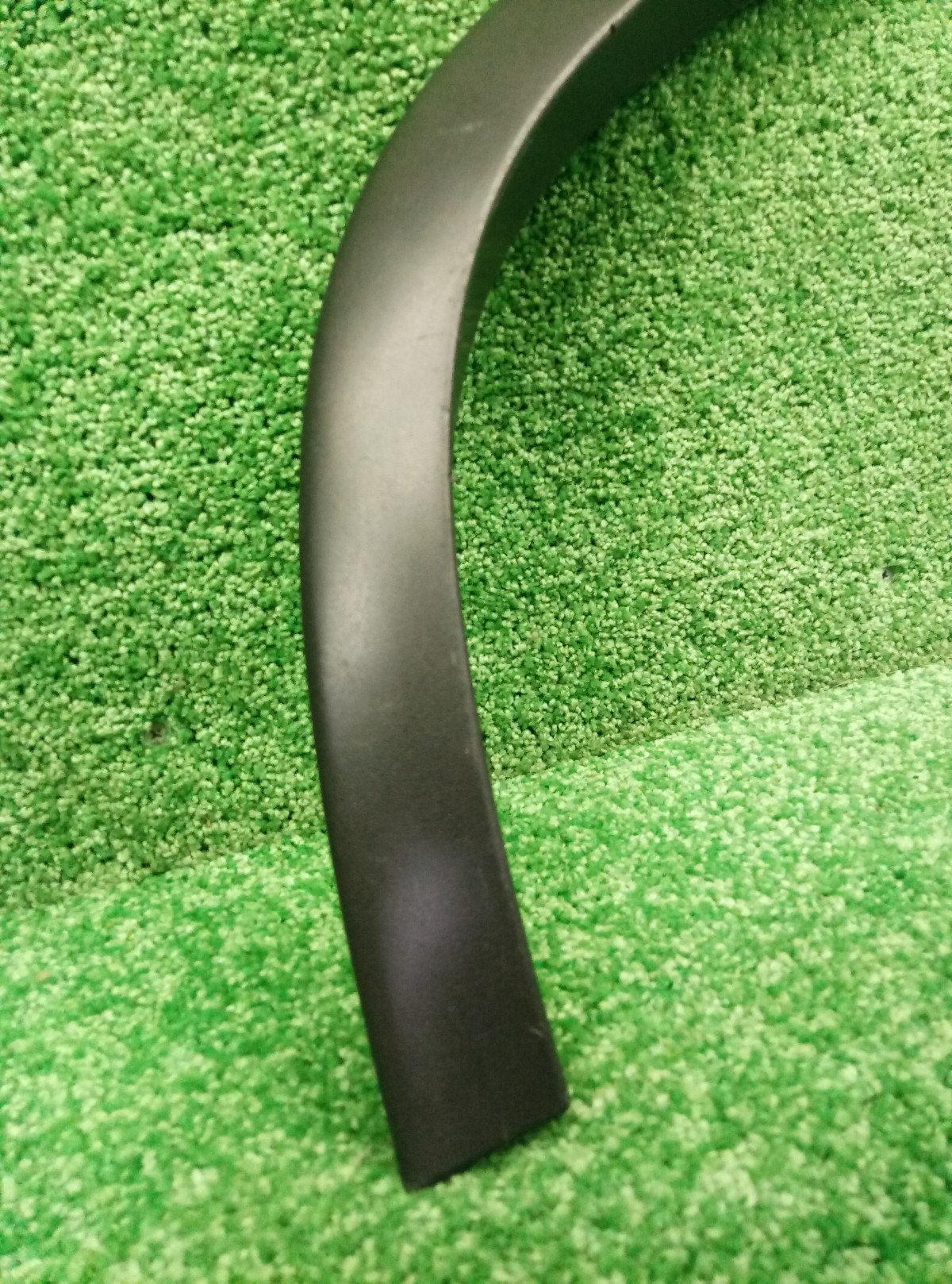 Накладка задняя правая Volkswagen Tiguan 2007-2011 5N0854820C на Volkswagen Tiguan I