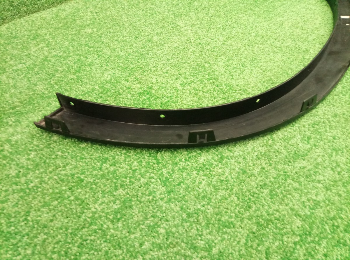 Накладка переднего крыла левого BMW X5 E70 2006-2010 5177715842710 на BMW X5 E70