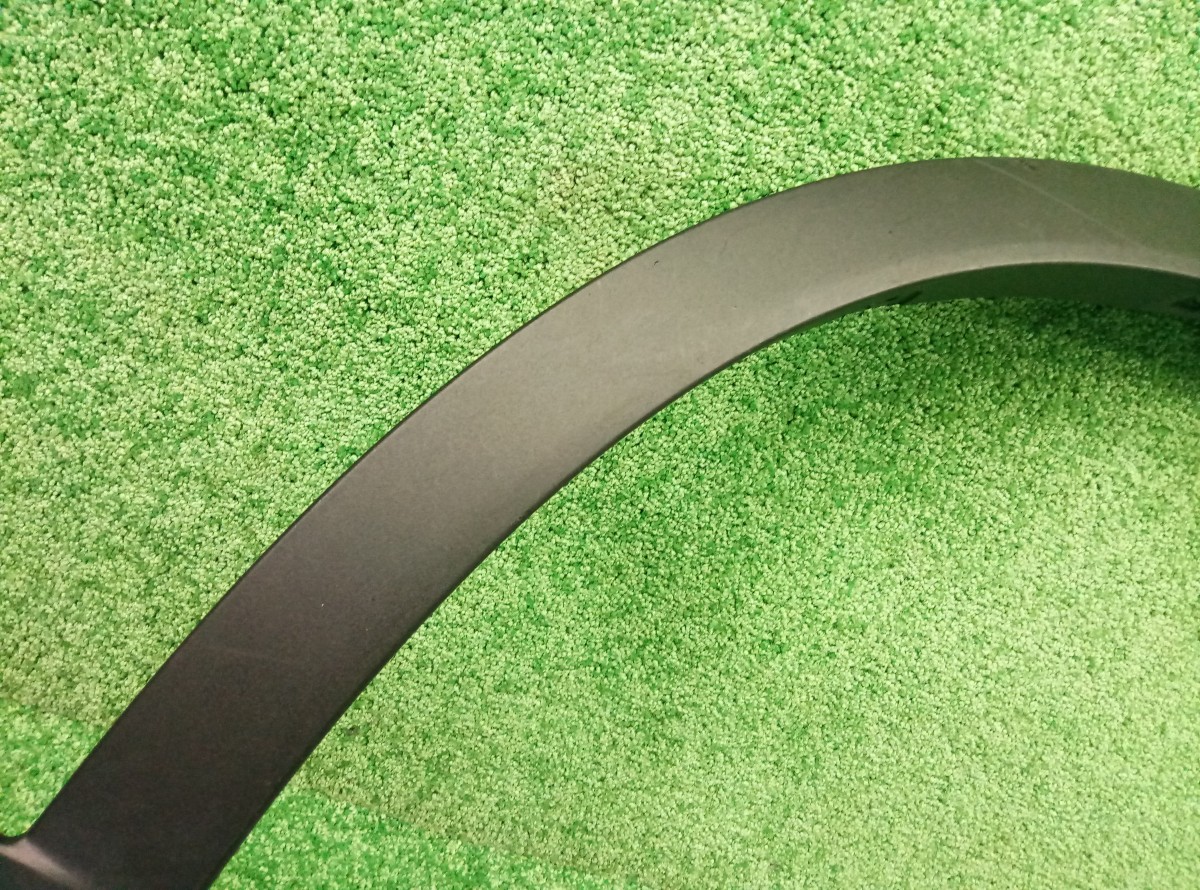 Накладка переднего крыла правого BMW X3 (F25) 2010-2014 51777210082 на BMW X3 (F25)