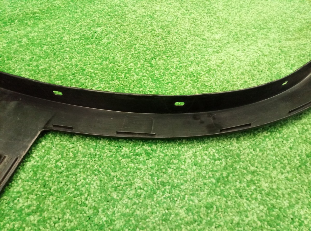 Накладка переднего крыла правого BMW X3 (F25) 2010-2014 51777210082 на BMW X3 (F25)